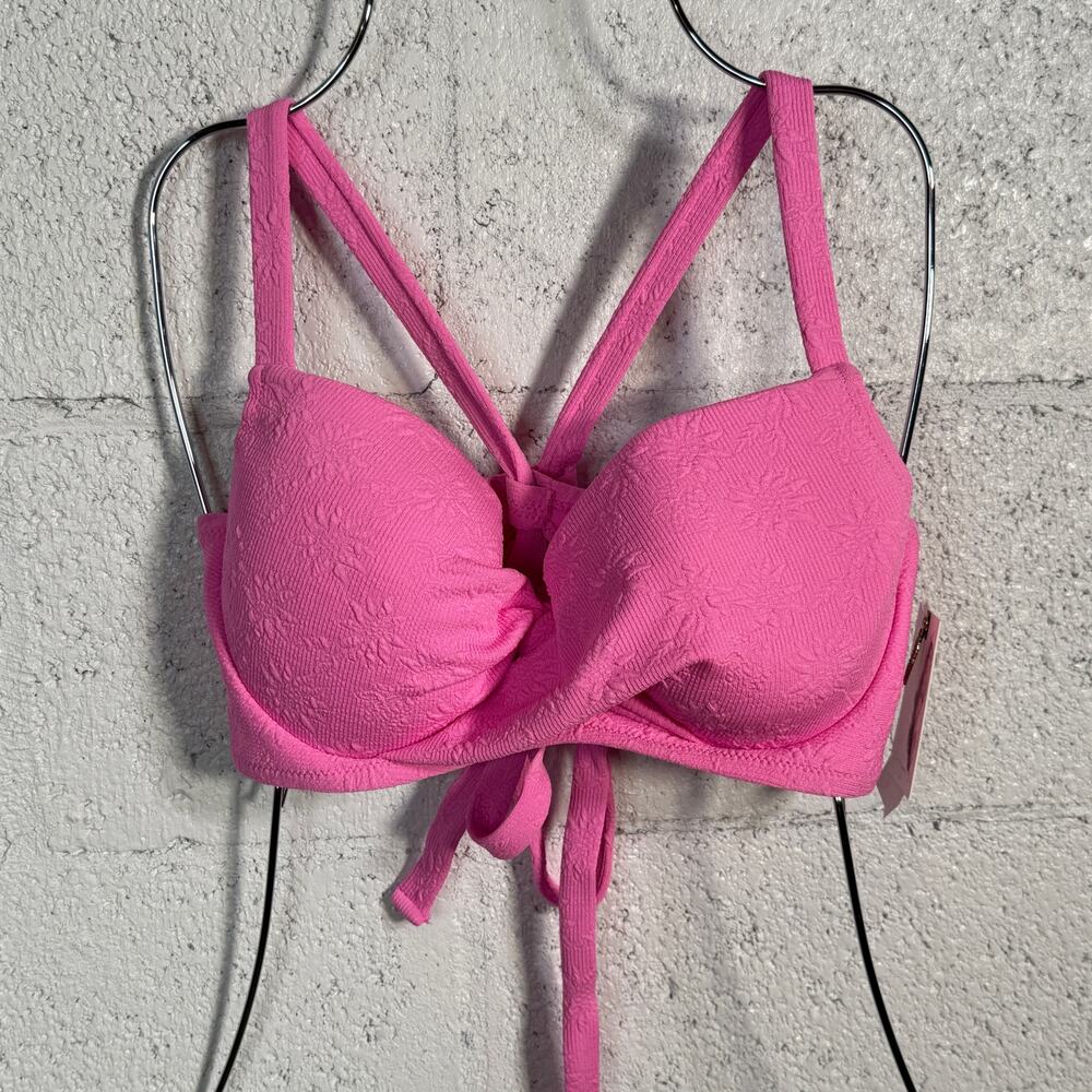 Jessica Simpson Women's Sweet Daisy Twisted Bikini Top, Lip gloss, M D